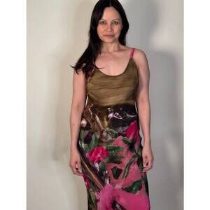 NEW YAVI jordani slip dress in pink paint